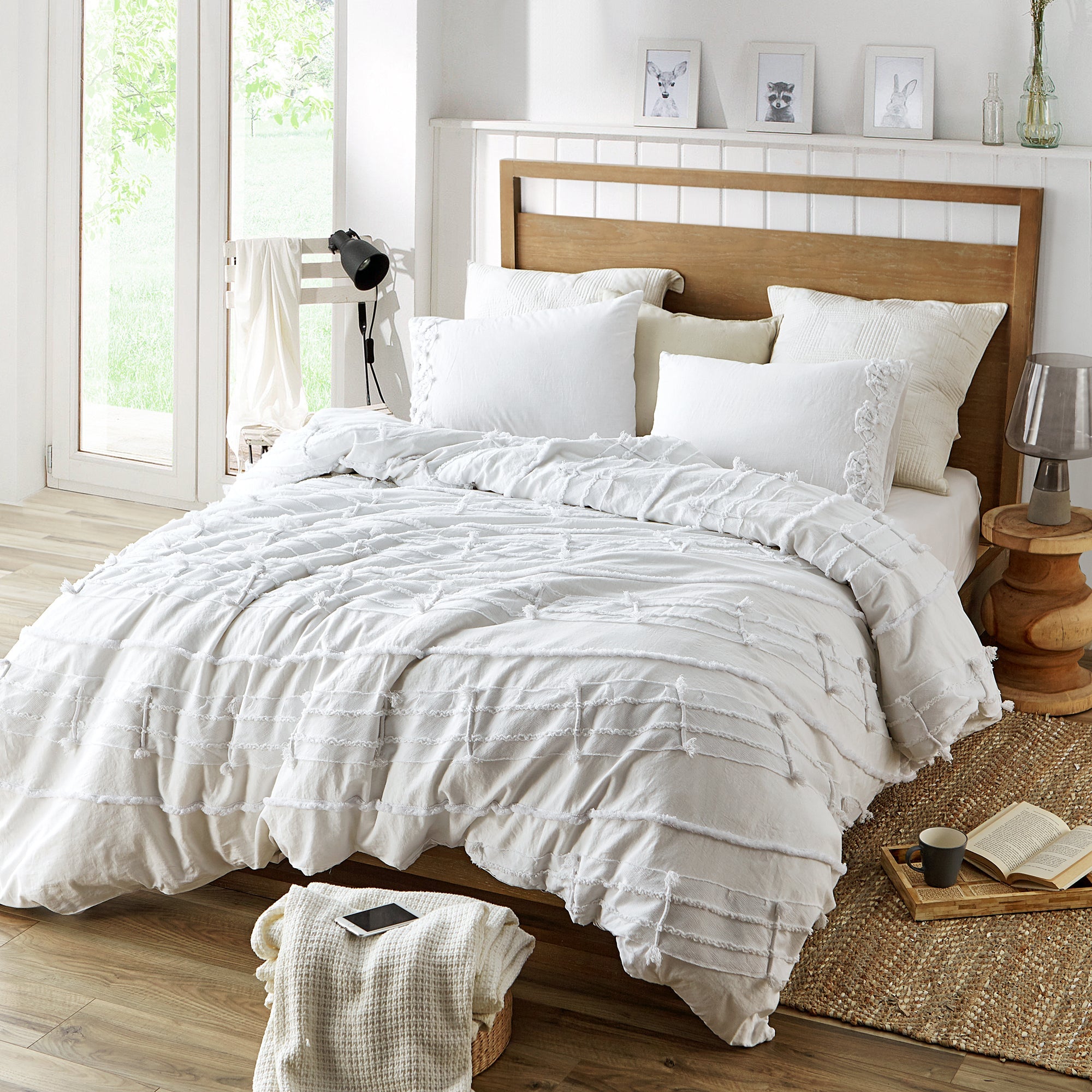 How to Style Duvet Covers for an Effortless Bedroom Makeover