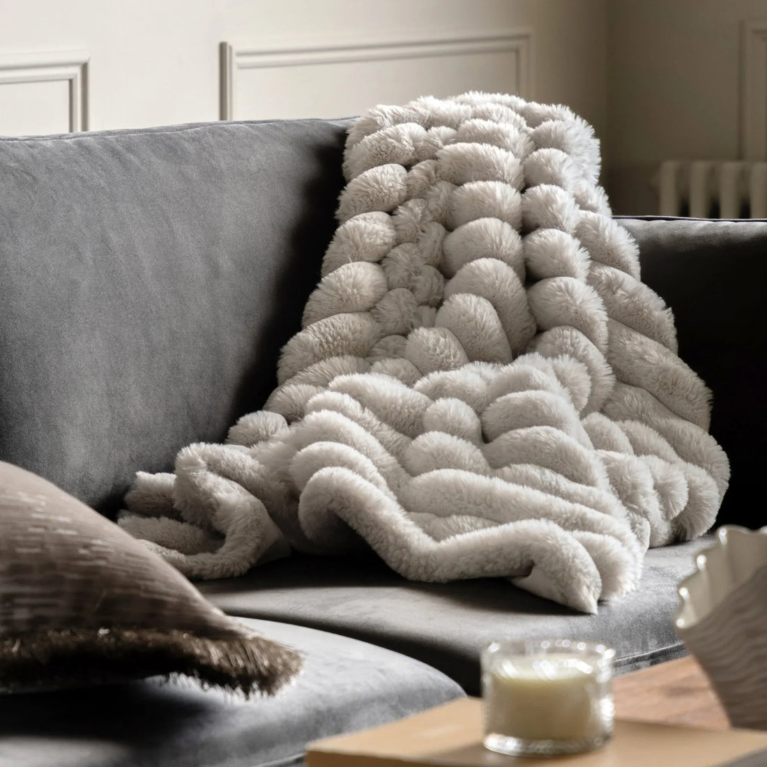 How to Layer Throws for a Warm Living Room