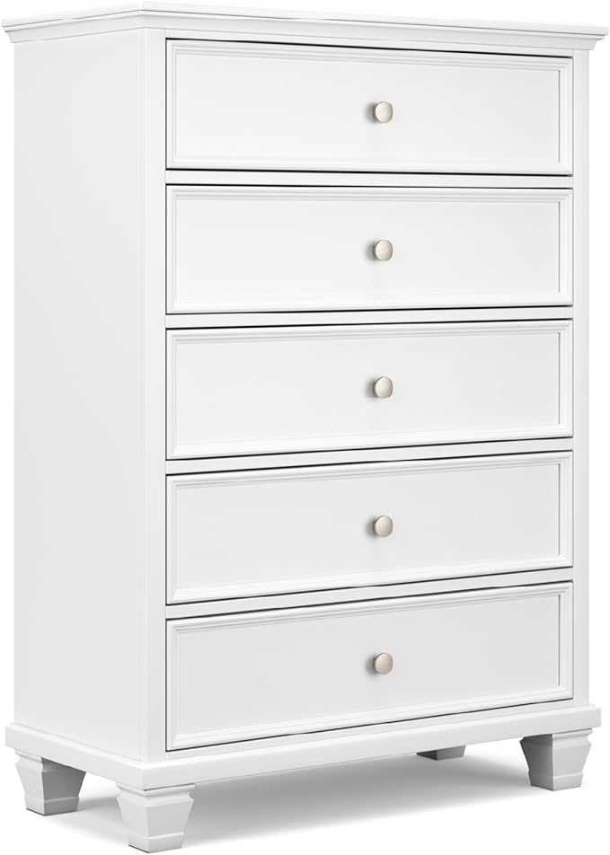 Signature Design by Ashley Fortman Casual 5 Drawer Chest for Bedroom, White