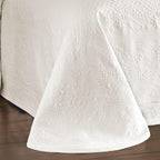 King Charles Modern Farmhouse Floral Matelasse Bedspread, 100% Cotton Breathable Bedding, Full/Queen, Ivory
