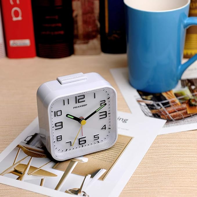 Peakeep 3D Numbers No Tick-Tock Analog Alarm Clock with Classic Beep Sound, Snooze, Manual Light and Battery Powered Small for Travel (White-3D)