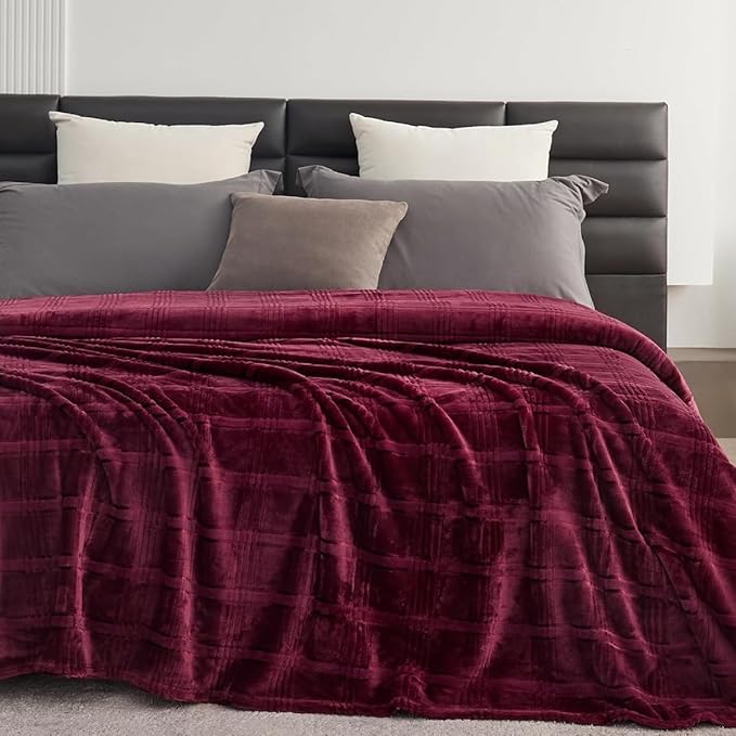 Oversized King Fleece Blanket 120x120 Inches, Seamless Soft Cozy 3D Jacquard Flannel Blanket 10'x10' Extra Large for Bed, Sofa, Couch, Travel & Camping, California King Throw, Burgandy Red