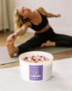AOOVOO Lavender Scented Candles for Women - 20oz 3 Wick Soy Candles for Home Scented, Aromatherapy Candle with Crystals Inside, Birthday Gifts Valentines Day Candle for Women Mom