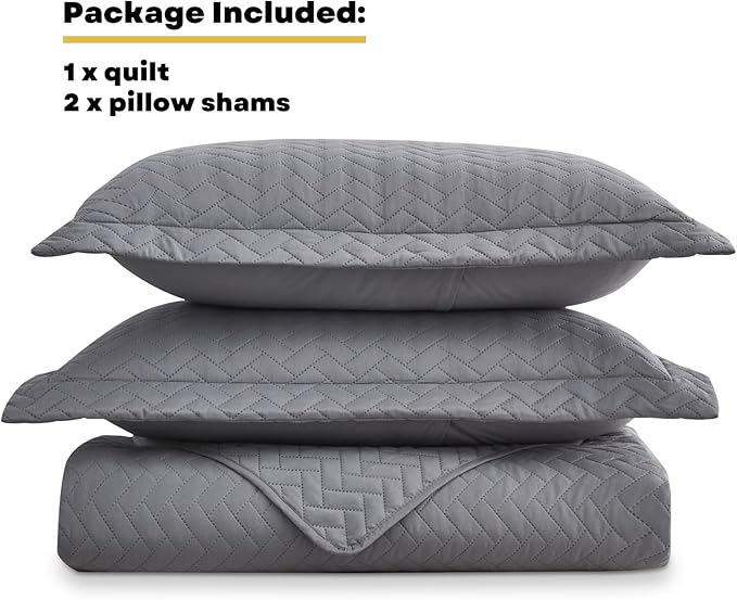 Maple&Stone Quilt Set California King Size, Lightweight Grey Bedspread Ultrasonic Chevron Pattern Light Coverlet for All Season Comforter Bedding Decor - 3 Piece Bed Cover Sets