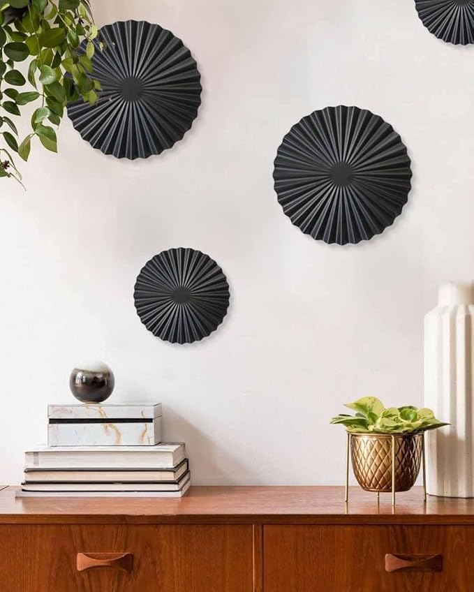 ITrixgan Black Metal Wall Art Decor For Living Room, Wall Hanging Decor Set Above TV Wall Decor, Gothic Room Decor for Bedroom Round Decorative Wall Art, Black Wall Decorations For Home Above Bed