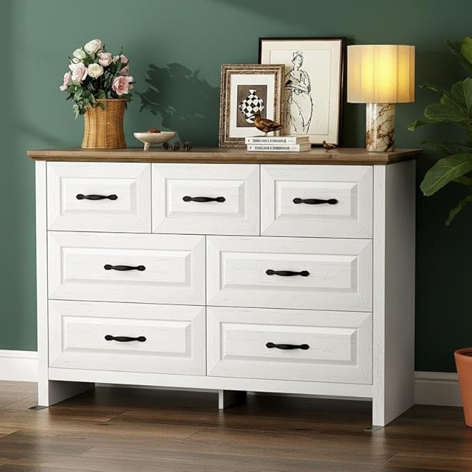 Marsail Farmhouse 7 Drawer Dresser, Wood Chest of Drawers with Natural Texture, Smooth Gliding Drawers, Versatile Storage Organizer Cabinet for Bedroom & Living Room, White and Brown