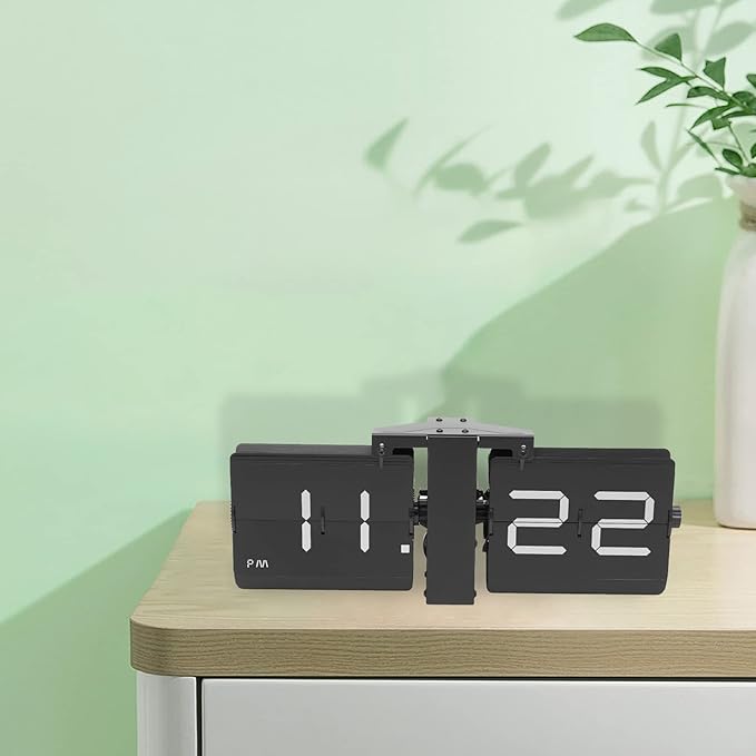 Retro Flip Clock, Battery Powered Desk & Wall Shelf Clock Flipping Out Wall and Tabletop Flip Clock with Mechanical Number Display Noise-Free Operation Oversized Flip Digits
