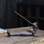 ChangWanna Frog Incense Stick Holder - Ceramic Insence Burner Ash Catcher, Insense Stand with 45 Sandalwood Sticks, Ornament for Aromatherapy/Yoga/Meditation/Home Living Room Office Decor