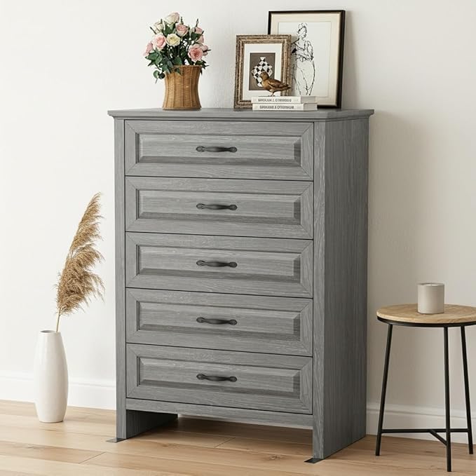 Marsail Farmhouse 5 Drawer Dresser, Wood Chest of Drawers with Natural Texture, Smooth Gliding Drawers, Versatile Storage Organizer Cabinet for Bedroom & Living Room, Grey
