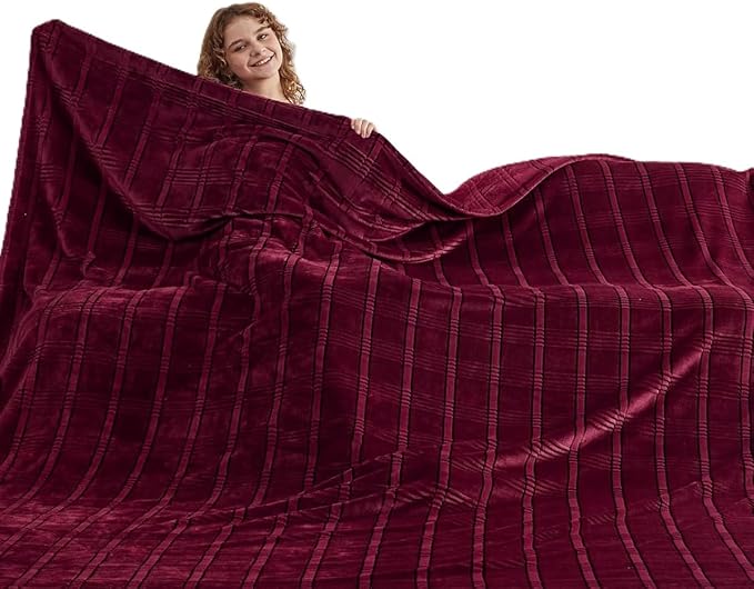 Oversized King Fleece Blanket 120x120 Inches, Seamless Soft Cozy 3D Jacquard Flannel Blanket 10'x10' Extra Large for Bed, Sofa, Couch, Travel & Camping, California King Throw, Burgandy Red