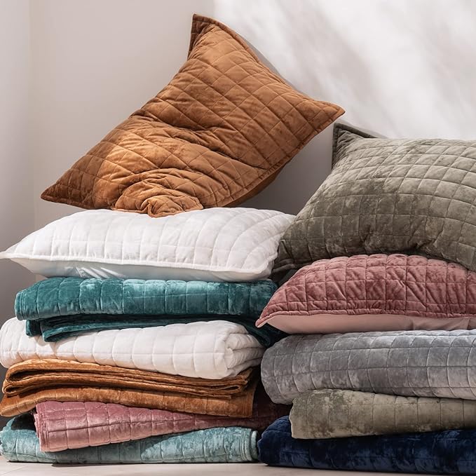 RECYCO Luxury Velvet Quilt Set King Size, Lightweight Velvet Comforter Set, Oversized Bedspread Coverlet Quilted Bedding Set, with 2 Matching Pillow Shams, for All Season, Teal