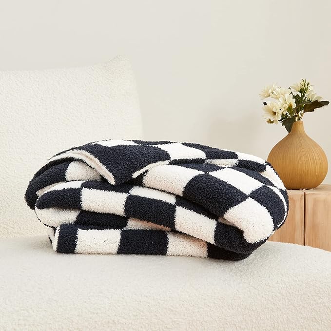 CozeCube Super Soft Fullfy Microfiber Reversible Knitted Blankets, Warm Cozy Fuzzy Plush Throw, Black and White Checkered Throw Blanket for Couch Bed Sofa, 50" x 60"