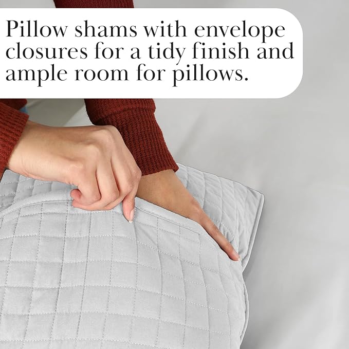 Southshore Fine Living, Inc. Queen Quilt Set, Full Size Bedspread with 2 Matching Pillow Shams, Soft Microfiber Lightweight Quilts, Queen Size Coverlet, Easy Care Machine Washable, Light Grey