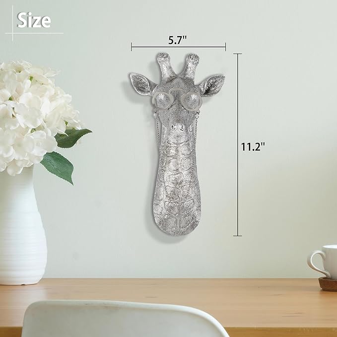 UITWMKTG Silver Animal Head Wall Decor Modern Home Decor Resin Animal Sculptures Wall Mount Vintage Head Wall Art for Living Room Hanging Decoration Giraffe