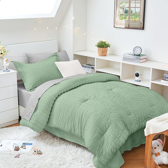 HYMOKEGE Sage Green/Light Grey Twin XL Comforter Set Seersucker 5 Pieces, All Season Luxury Bed in a Bag for Bedroom, Bedding Set with Comforter, Sheets, Pillowcase & Sham