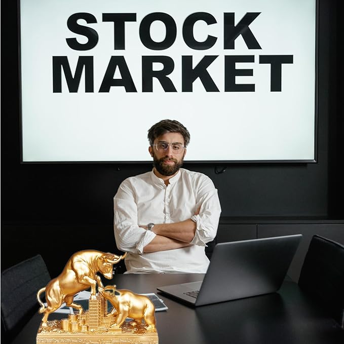 AETVRNI Bull and Bear Statue Wall Street Bull Statue - Ideal Stock Market Gift for Men Office Decoration Wall Street Bull Vs Bear Home Décor Stock Market,Gold