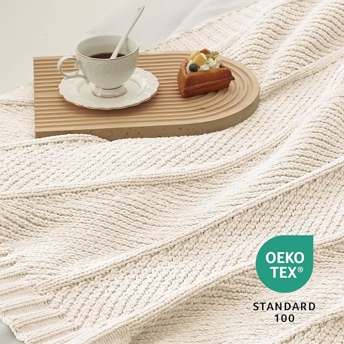 Amélie Home Chevron Chenille Knit Throw Blanket for Couch, Cozy Texture Decorative Soft Blanket for Sofa & Chair, 50"x60", Ivory