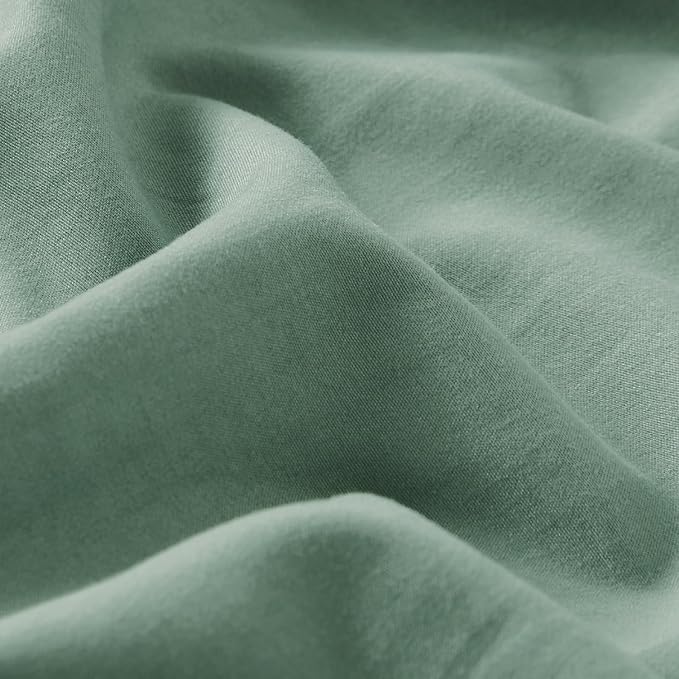 Bedsure Sage Green California King Duvet Cover - Prewashed Cotton-Like Extra Soft Bedding Set, Includes 1 Cal King Duvet Cover 104x98 Inches with Zipper Closure & 2 Pillow Shams, No Comforter