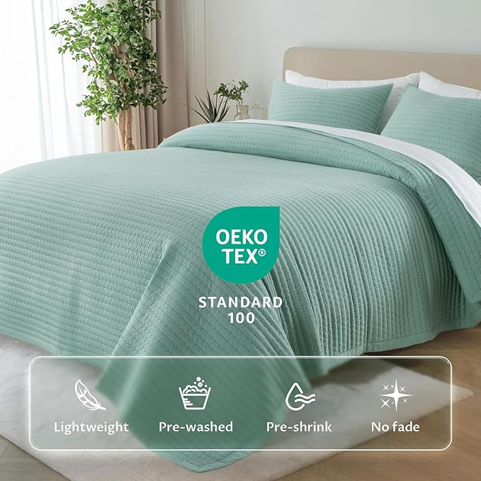 KASENTEX Oversized Queen Quilt Set 102"x106" – Soft Washed 3-Layer Lightweight Bedspread, Minimalist Nordic Design, All-Season Spring & Summer Quilt Set (1 Quilt + 2 Pillow Shams), Green