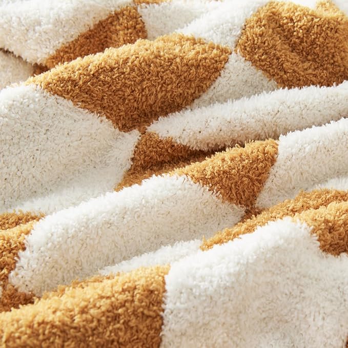 CozeCube Super Soft Fullfy Microfiber Reversible Knitted Blankets, Warm Cozy Fuzzy Plush Throw, Orange and White Checkered Throw Blanket for Couch Bed Sofa, 60" x 80"