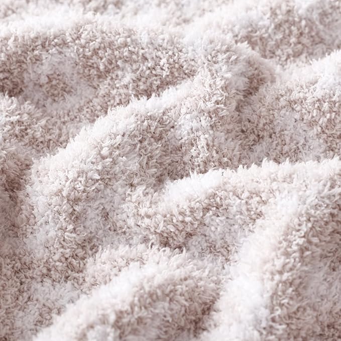 Panku Ultra Soft Leopard Throw Blanket, Plush Cozy Cheetah Blankets for Couch and Sofa Gift Pack, Knit Reversiable Luxury Fluffy Blanket Throw (50x60 Inches, Cream Stone)
