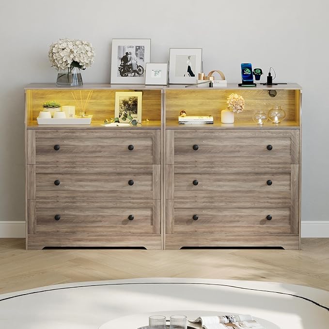 GarveeLife Small Dresser with 3 Drawers, Wood Dresser with Charging Station and LED Lights for Bedroom Closet Bedside, Modern Wooden Chest of Drawers for Living Room, Hallway, Grey