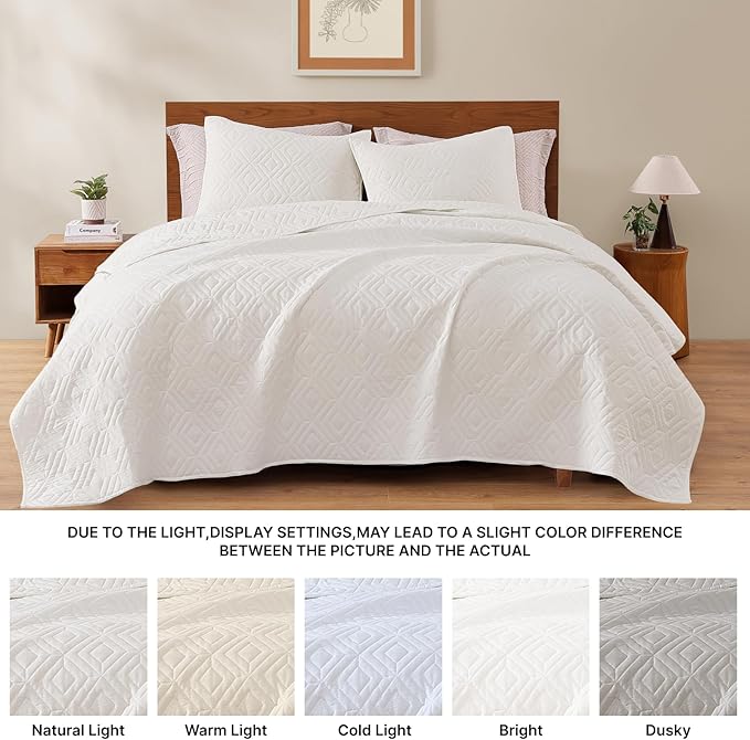 WRENSONGE King Size Quilt-3 Pieces Geometric White Bedspreads King Quilt Bedding Set for All Seasons, Soft Summer Coverlet with 2 Pillow Shams Suitable for Bed, Couch, Quilted Blanket