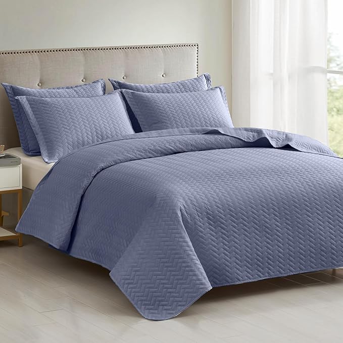 Maple&Stone Quilt Set King Size, Mineral Blue Lightweight Bedspread Ultrasonic Chevron Pattern Light Coverlet for All Season Comforter Bedding Decor - 3 Piece King Bed Cover Sets