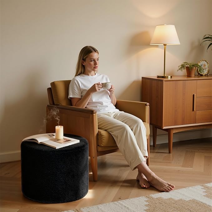 Round Boucle Pouf Ottoman Footrest – Soft & Lightweight Footstool with Full Foam Filling for Living Room, Bedroom
