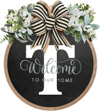 Circular Surname Front Door Welcome Sign - 26 Letter House Wreath, Front Porch Decorations, Year-Round Home Decor (T)