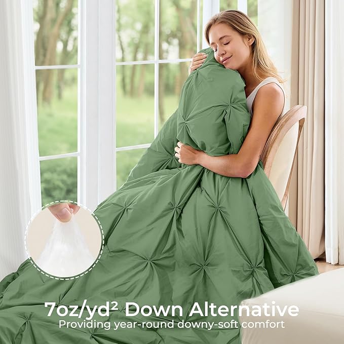 Sasttie Full Size Comforter Set, 7-Piece Bed in a Bag, Pintuck Bedding Set for All Season, Includes Comforter, Flat Sheet, Fitted Sheet, Pillowcases and Pillowshams, Green