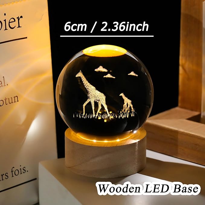 Giraffe Gifts for Women Men 3D Giraffes Crystal Ball with Wooden Light Base Glass Animal Decor Gifts for Giraffe Lovers for Christmas Mothers Valentine's Day Birthday (Diameter 2.36 inches)