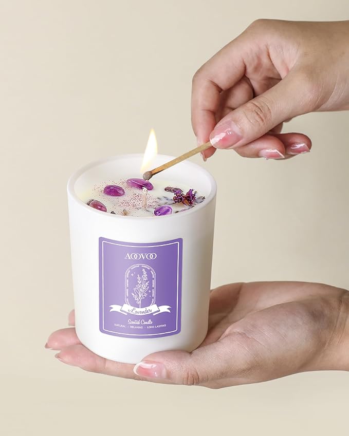 AOOVOO Lavender Scented Candles for Women - Aromatherapy Candle with Crystals Inside, 10oz Soy Candles for Home Scented, Birthday Gifts Valentines Day Candle for Women Mom