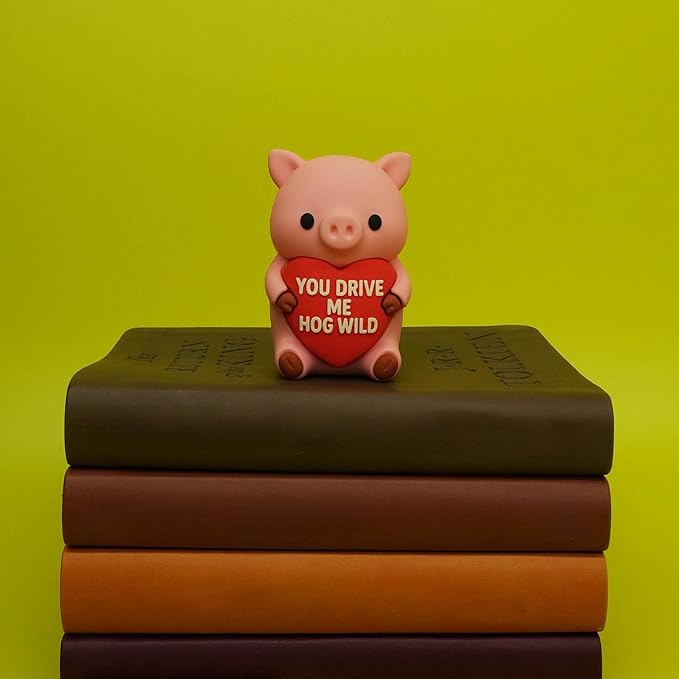 Sweethearts Figurine – Miniature Home Accent, Small Tabletop Ornament for Shelf, Desk, or Living Room Décor – Pig
