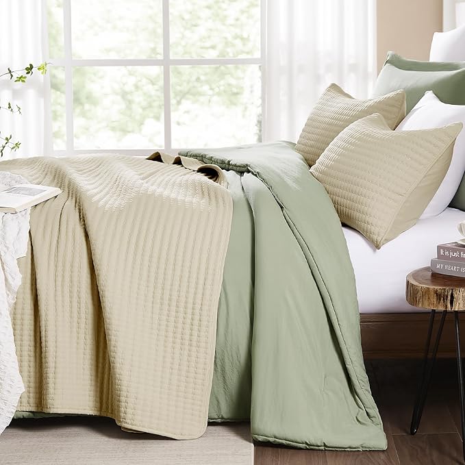 WRENSONGE Queen Quilt-3 Pieces Lightweight Bedspreads Beige Queen Size Quilt Bedding Set for All Seasons,Soft Summer Coverlet with 2 Pillow Shams, Couch