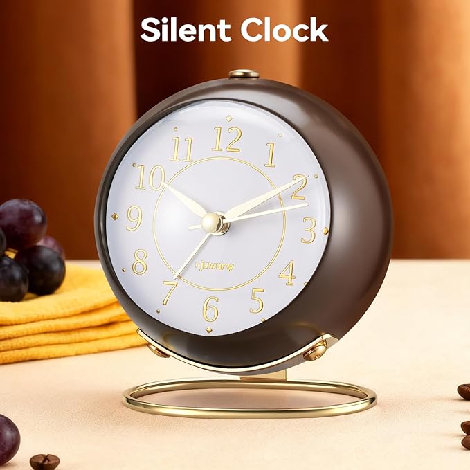 Metal Desk Alarm Clock, Retro Bedroom Table Vintage Analog Silent Non-Ticking Gold Alarm Clock, Bedside Decor(Coffee Brown)