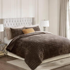 RECYCO Luxury Velvet Quilt Set King Size Bedding Sets, Ultra Soft Velvet Comforter Set, Lightweight Channel Box Stitch Oversized Bedspread Coverlet for All Season, with 2 Shams, Walnut Brown
