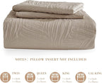 Exclusivo Mezcla Queen Quilt Bedding Set, Lightweight Taupe Quilts Queen Full Size for All Seasons, Soft Microfiber Bedspreads Coverlets Bed Cover with Leaf Pattern, 3 Piece