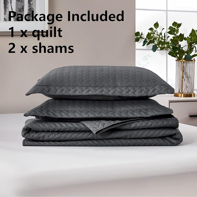 Maple&Stone Charcoal Grey Quilt Set Queen Size, Lightweight Bedspread Ultrasonic Chevron Pattern Light Coverlet for All Season Comforter Bedding Decor - 3 Piece Full Bed Cover Sets
