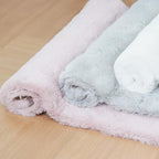 Ghouse Ultra Soft Faux Rabbit Fur Rug, Machine Washable Area Rugs for Bedroom Fluffy Rugs for Living Room, No-Shedding Carpet Sheepskin Rug Grey 2 x 6 Feet