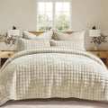 RECYCO Luxury Velvet Quilt Set Full Queen Size Bedding Sets, Ultra Soft Velvet Comforter Set, Lightweight Channel Box Stitch Oversized Bedspread Coverlet for All Season, with 2 Shams, Beige