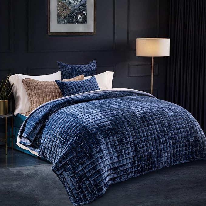 RECYCO Luxury Velvet Quilt Set Twin/Twin XL Size, Lightweight Velvet Comforter Set, Oversized Bedspread Coverlet Quilted Bedding Set, with 1 Matching Pillow Sham, for All Season, Navy Blue