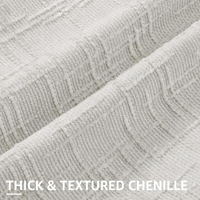 decorUhome Spring Light Grey Chenille Throw Pillow Covers 18x18 Set of 2 Textured Soft Cozy Slubby Couch Pillow Covers Modern Farmhouse Boho Decorative Pillow Cases for Bed Sofa Living Room
