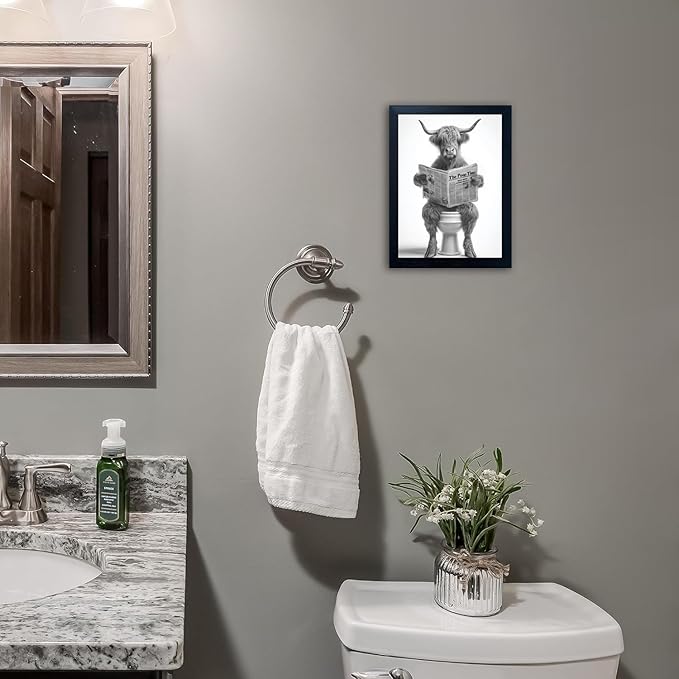 Funny Highland Cow Bathroom Wall Art - Framed Black and White Bathroom Wall Decor, Humorous Cow Picture Wall Decor with Cute Animal Canvas, Modern Farmhouse Style Restroom Sign Art for Toilet & Washroom 12"x16"