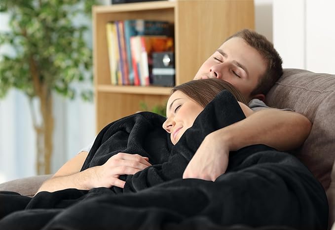Utopia Bedding Fleece Blanket Queen Size Black (90x90 Inches) Ultra Soft Warm Lightweight Microfiber Breathable Anti-Static Cozy Winter Bed Blanket, All-Season Home Decor Gift for Men & Women