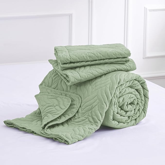 Love's cabin Quilts for Full Bed Sage Bedspreads Bedding Set - Lightweight Bedspread Comforter - Wave Pattern Bedding Coverlet for All Season - 3 Pieces (1 Quilt, 2 Pillow Shams)