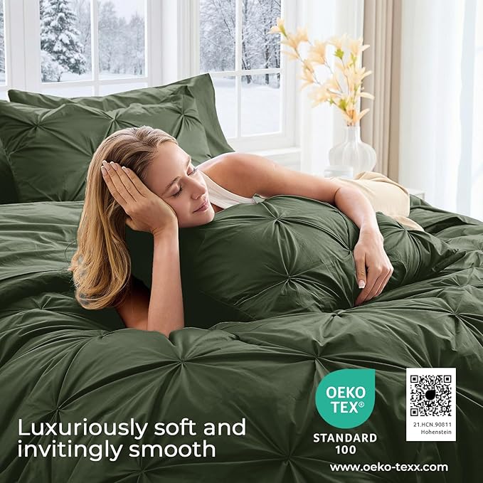 Sasttie King Size Comforter Set, 7-Piece Bed in a Bag, Pintuck Bedding Set for All Season, Includes Comforter, Flat Sheet, Fitted Sheet, Pillowcases and Pillowshams, Dark Green