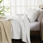 WRENSONGE Twin Quilt-2 Pieces Lightweight Bedspreads White Twin Quilt Bedding Set for All Seasons, Soft Summer Coverlet Suitable for Bed, Couch, Quilt Blanket