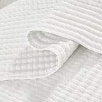 WRENSONGE White Quilt Set Queen Size-3 Pieces Lightweight Bedspreads Summer Coverlet for All Season, Soft Quilt Bedding Set with 2 Pillow Shams Suitable for Bed & Couch