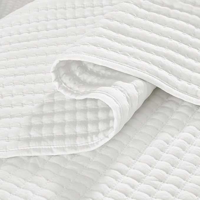 WRENSONGE Twin Quilt-2 Pieces Lightweight Bedspreads White Twin Quilt Bedding Set for All Seasons, Soft Summer Coverlet Suitable for Bed, Couch, Quilt Blanket
